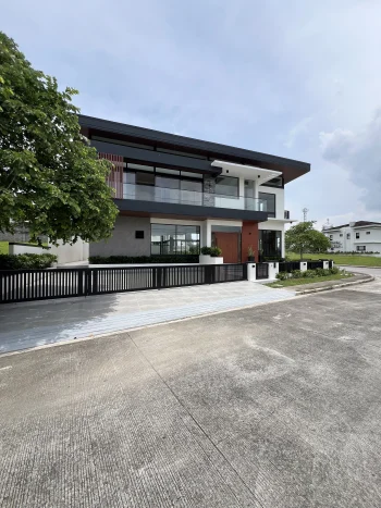 brand-new-modern-corner-house-in-alabang-west-daang-hari-las-pinas-city