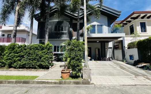 310 sqm Newly-Renovated Modern Home in Palms Pointe Village, Filinvest, Alabang