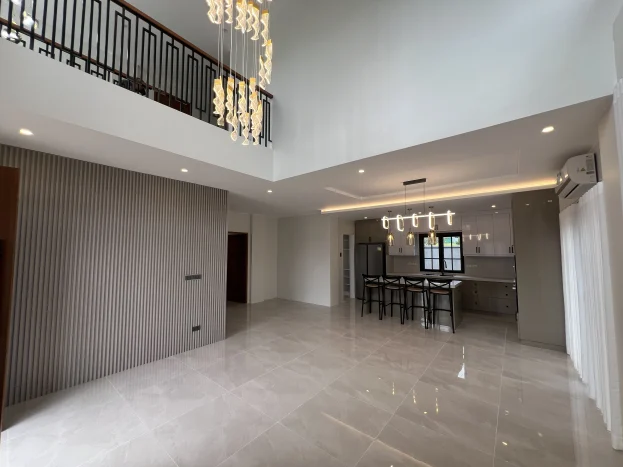 Brand New 2-Storey House in Chateaux de Paris, South Forbes, Silang, Cavite