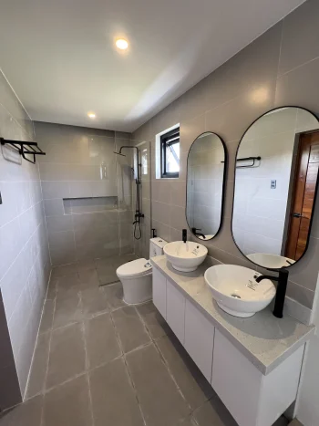 Brand New 2-Storey House in Chateaux de Paris, South Forbes, Silang, Cavite