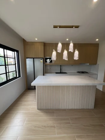 brand-new-modern-asian-contemporary-home-in-the-villas-south-forbes-silang-cavite