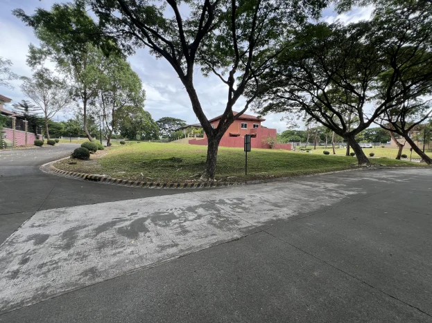 corner-lot-for-sale-in-portofino-heights-daang-hari-las-pinas-city