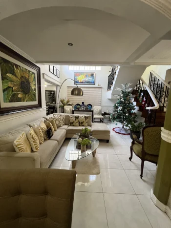 well-maintained-2-storey-house-in-cittadella-executive-village-las-pinas-city