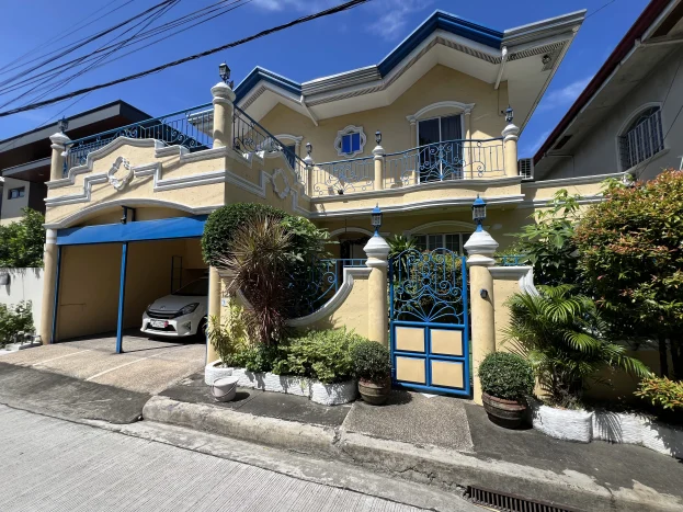 well-maintained-2-storey-house-in-cittadella-executive-village-las-pinas-city