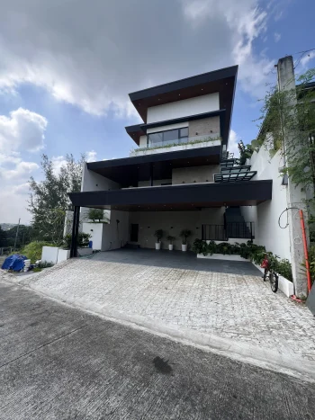 brand-new-modern-organic-house-in-the-pines-at-southpeak-san-pedro-laguna