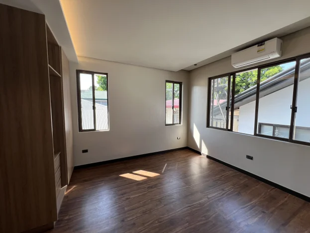 renovated-2-storey-house-in-tahanan-village-bf-homes-paranaque-city