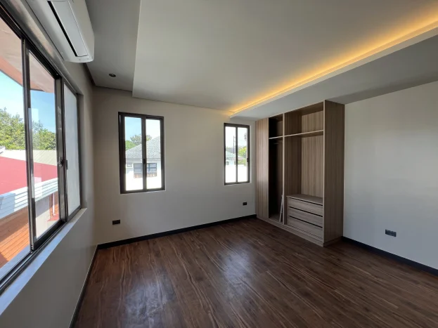 renovated-2-storey-house-in-tahanan-village-bf-homes-paranaque-city