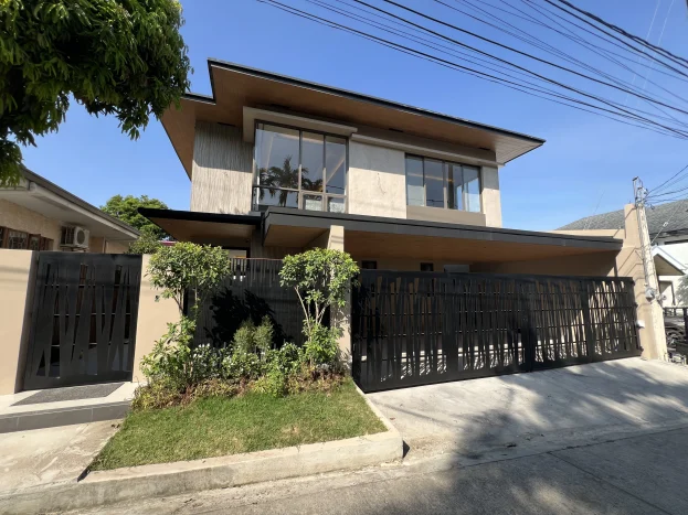 renovated-2-storey-house-in-tahanan-village-bf-homes-paranaque-city