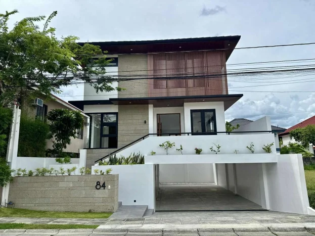 brand-new-3-level-designer-home-in-verdana-homes-daang-hari-bacoor-cavite