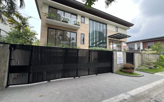560 sqm Brand New Modern Corner Home in Ayala Alabang Village, Muntinlupa City