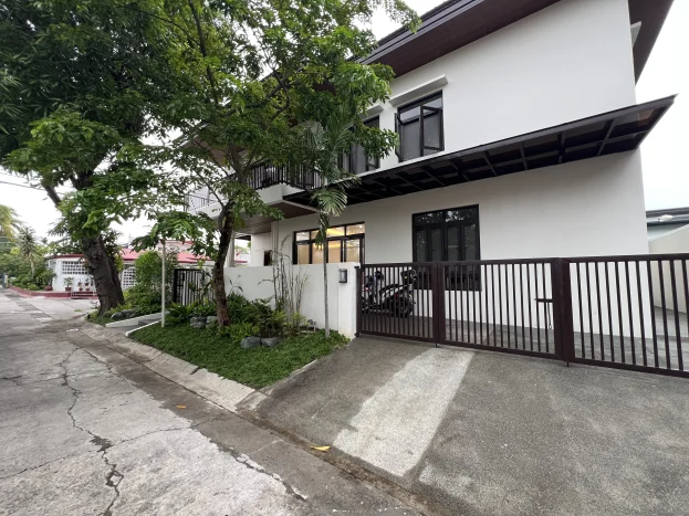 brand-new-2-storey-corner-house-in-bf-homes-paranaque-city
