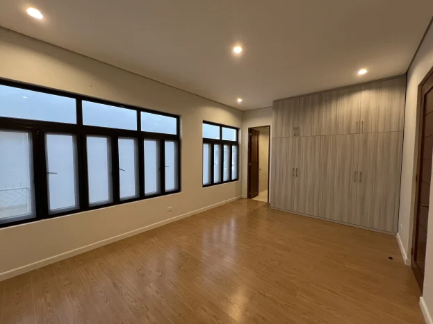 brand-new-2-storey-corner-house-in-bf-homes-paranaque-city