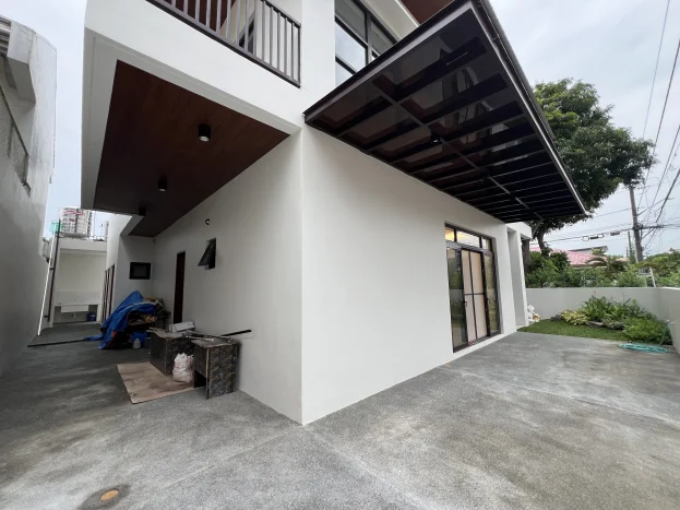 brand-new-2-storey-corner-house-in-bf-homes-paranaque-city