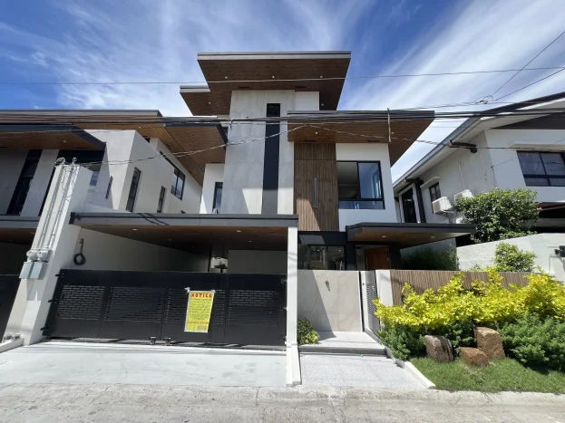brand-new-3-storey-house-in-bf-homes-paranaque-city-2