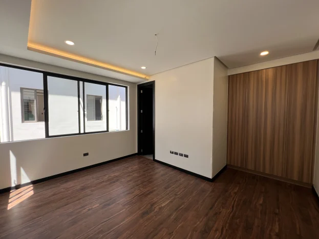 brand-new-3-storey-house-in-bf-homes-paranaque-city-2