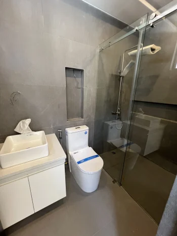 brand-new-3-storey-house-in-bf-homes-paranaque-city-2