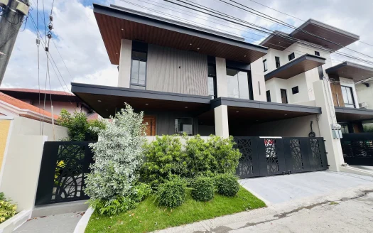 Brand New 3-Storey House in BF Homes, Parañaque City