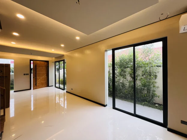 brand-new-3-storey-house-in-bf-homes-paranaque-city