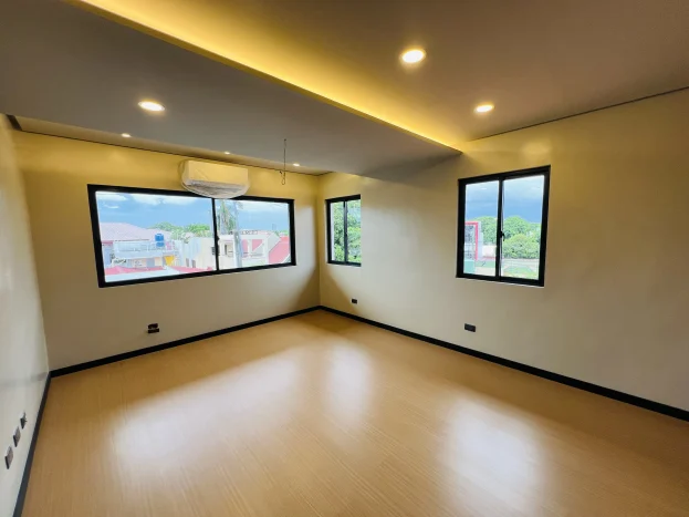 brand-new-3-storey-house-in-bf-homes-paranaque-city
