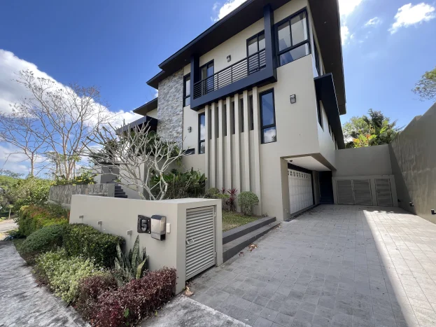 650 sqm Luxury 5-Bedroom House and Lot with Elevator in Ayala Westgrove Heights, Silang, Cavite