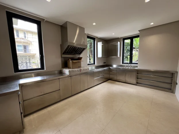 Ultra-Luxury 6-Bedroom Smart Mansion with Pool in Ayala Alabang Village, Muntinlupa City