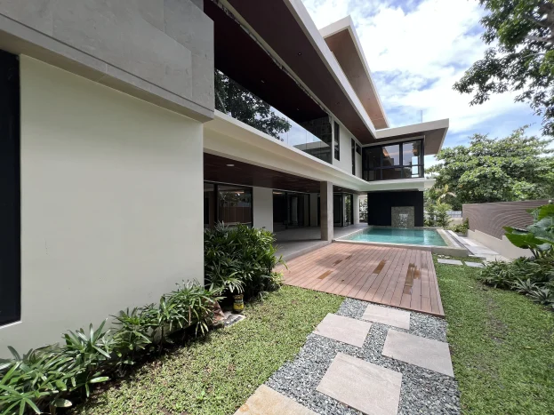 Ultra-Luxury 6-Bedroom Smart Mansion with Pool in Ayala Alabang Village, Muntinlupa City