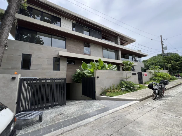 Ultra-Luxury 6-Bedroom Smart Mansion with Pool in Ayala Alabang Village, Muntinlupa City
