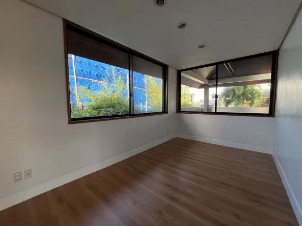 Brand New 4-Bedroom Luxury House with Jacuzzi and Lanai in Ayala Southvale Sonera, Las Piñas City