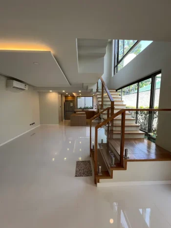 210 sqm Brand New 3-Storey House 5 Bedrooms in B.F. Homes, Parañaque City
