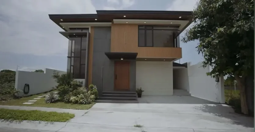 267 sqm Good as New House and Lot in Venare, Nuvali, Calamba, Laguna