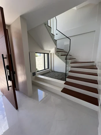150-26-sqm-brand-new-3-storey-home-in-avida-parkway-settings-nuvali-calamba-laguna